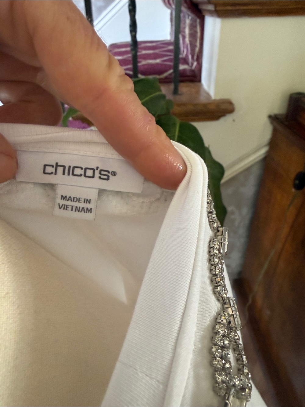 Chicos elegant white blouse women’s size 12. Excellent condition 95% cotton. - Picture 3 of 13